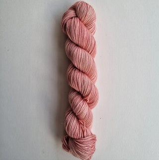 blossom-silky-merino-dk