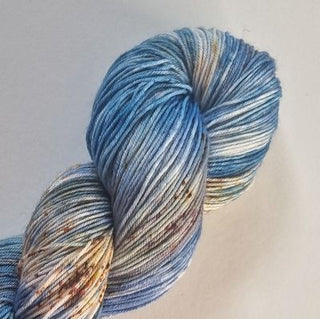 blue-moon-merino-handdyed