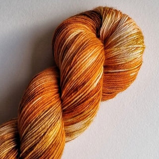 falling pumpkin - merino sock