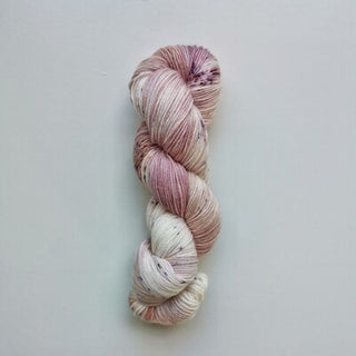 soft mauve - merino sock