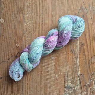 Universe - Merino EZ